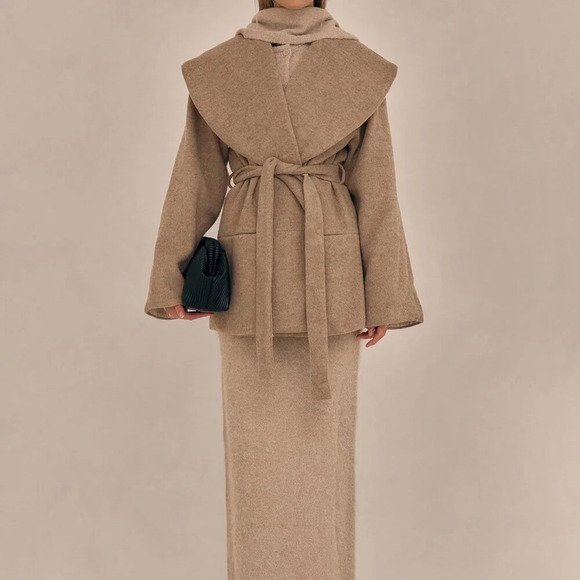 Khaki Elegant Women's Oversized Waterfall Collar Overcoat - Picture 3 of 5
